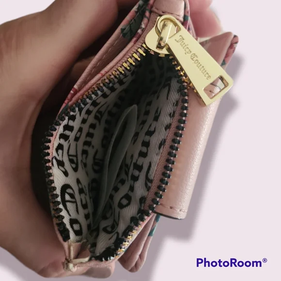 Juicy Couture small blush/foral card wallet - Picture 5 of 5